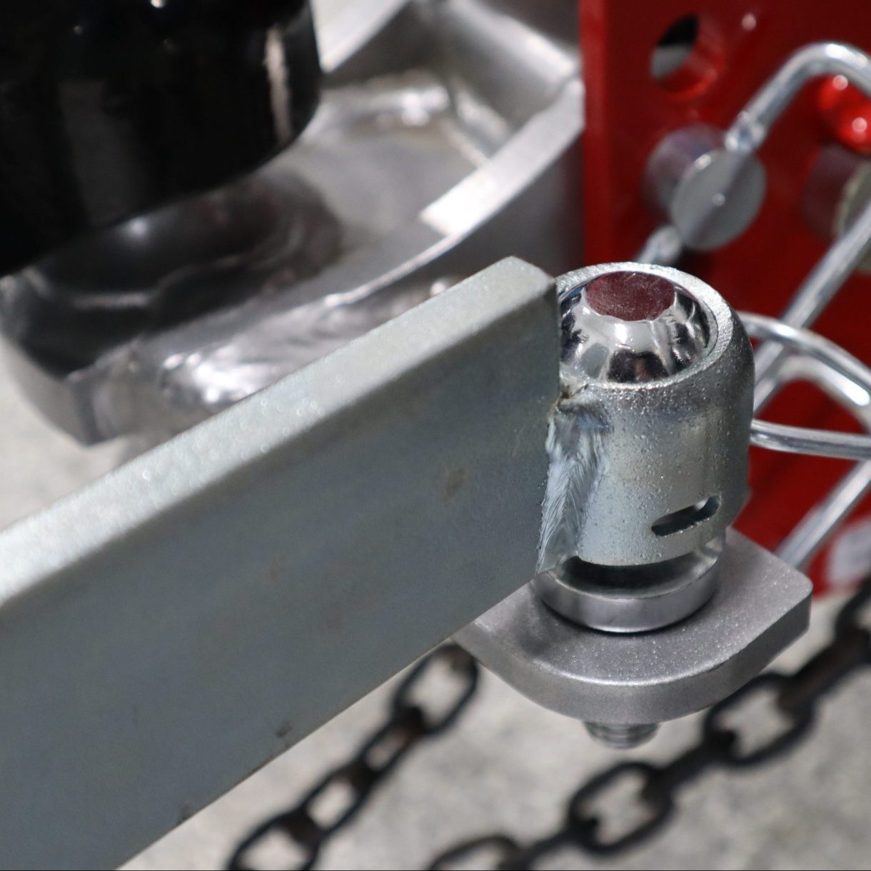 Sway Mount Shown with Friction Arm Bar Connected to Sway Mount Tab that has 1-1/4" Ball