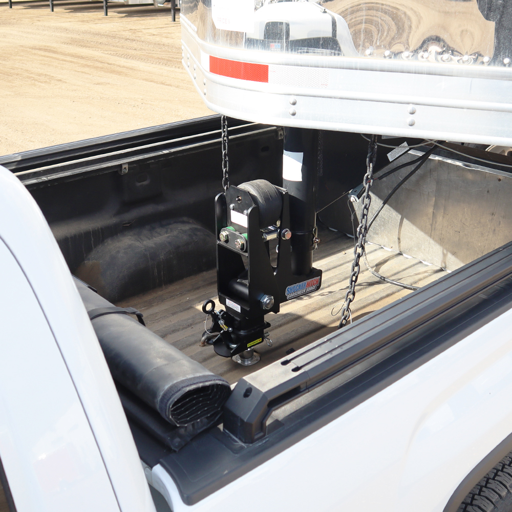 Gooseneck Air Hitch & 9" Offset Extender Coupler - Round Multi-Fit Stem Installed - Extra Cab Clearance