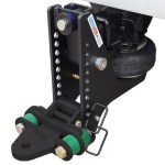 20K Super Drop Max Black Air Hitch & Cushioned Drawbar Installed