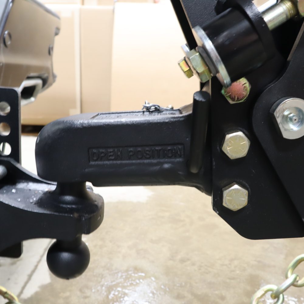HD 25K Air Trailer Tongue Mount * Wallace 2-5/16 Ball Coupler - Closeup