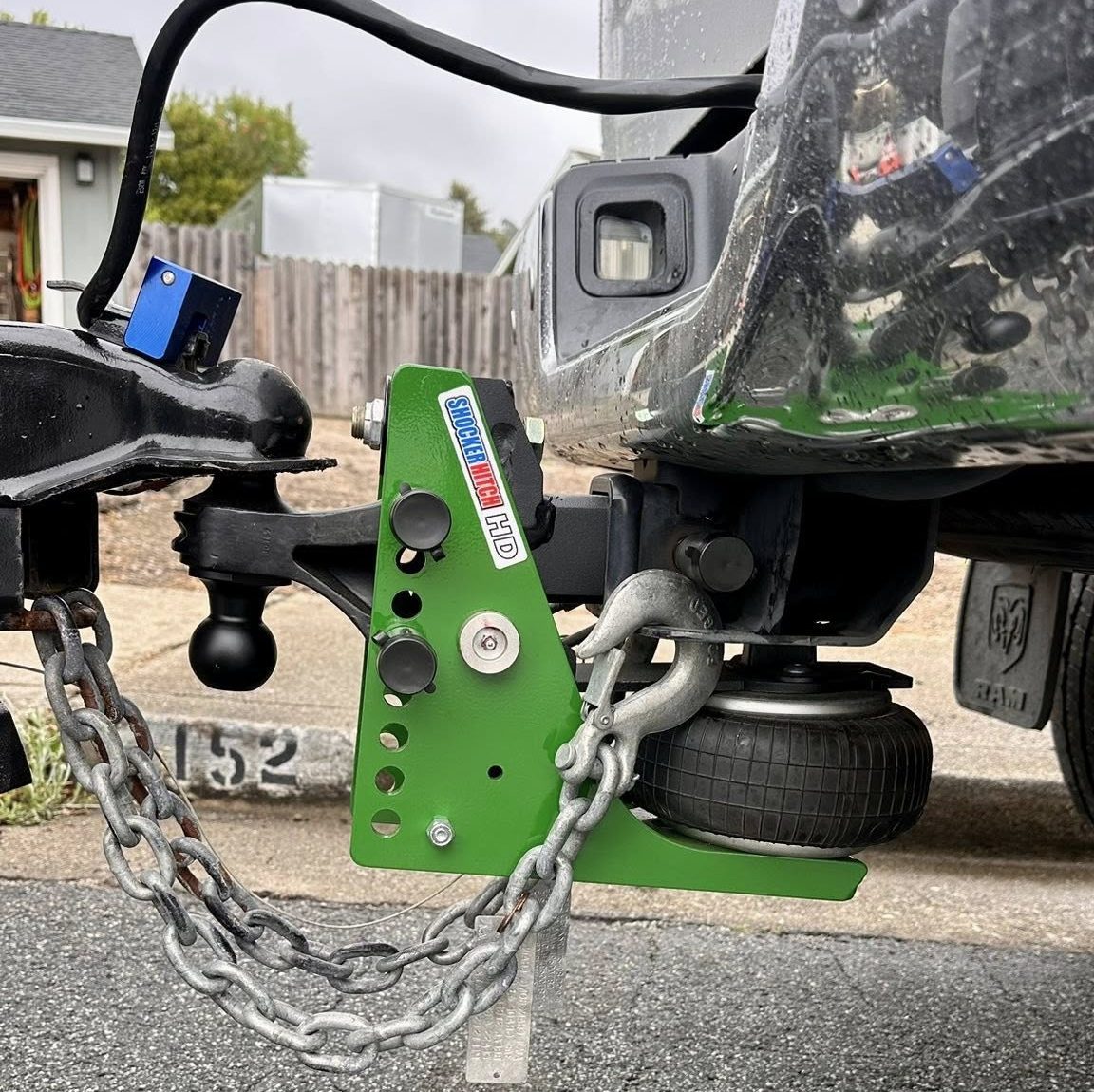 Shocker Mean Green Air Receiver & Black Combo Ball Installed